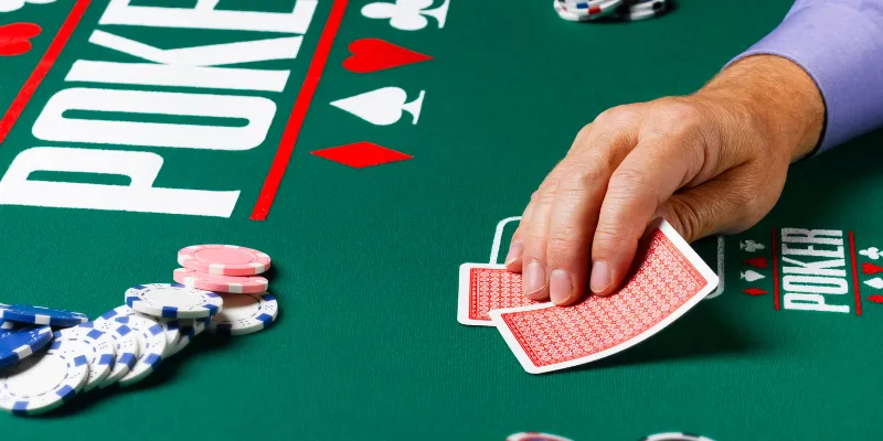 Các vòng đặt cược trong game Poker online
